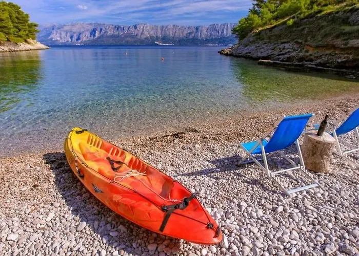 度假居 Robinson Divja Sućuraj