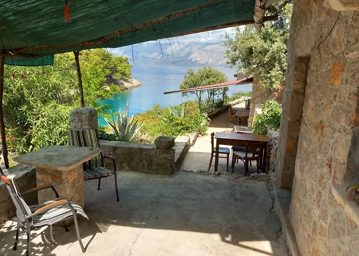 Robinson Divja 펜션 *